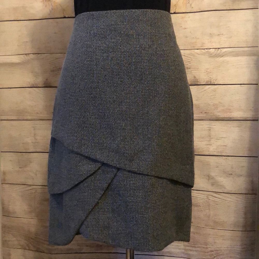 🚫 The Limited petal skirt